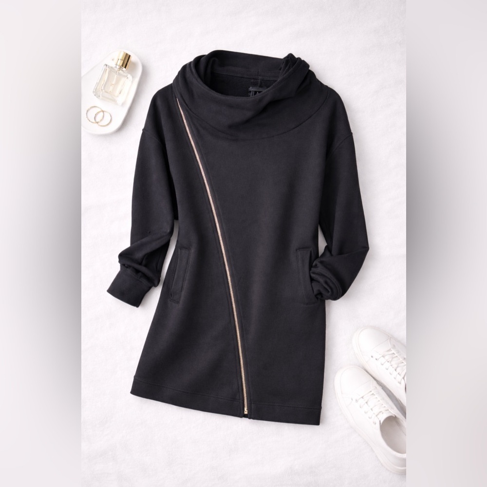 Lime & Vine Dita Diagonal Asymmetrical Zip Oversized Hoodie, S